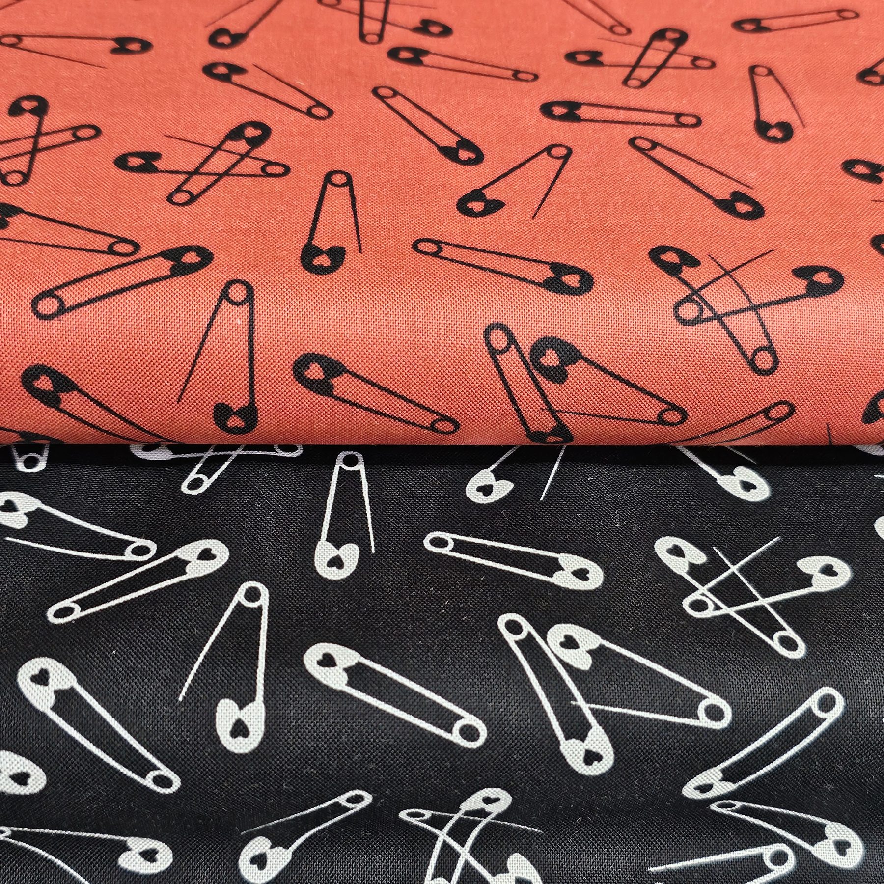 Makower - Pins Leather - M084