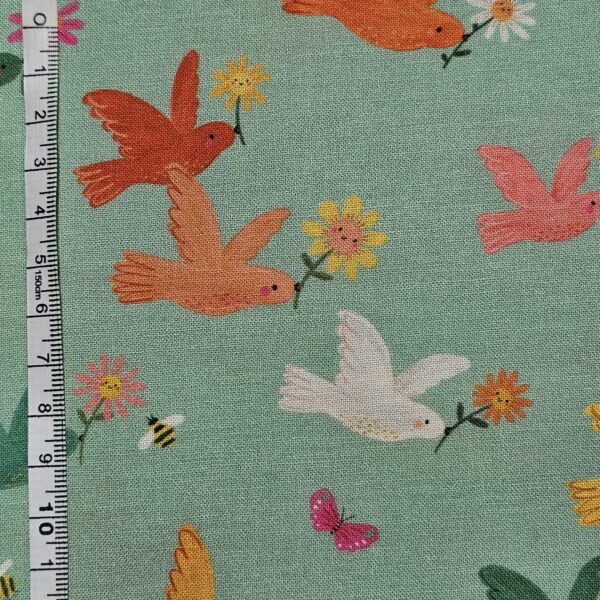 Dashwood Studio - Bee Happy by Kate McFarlane - D044