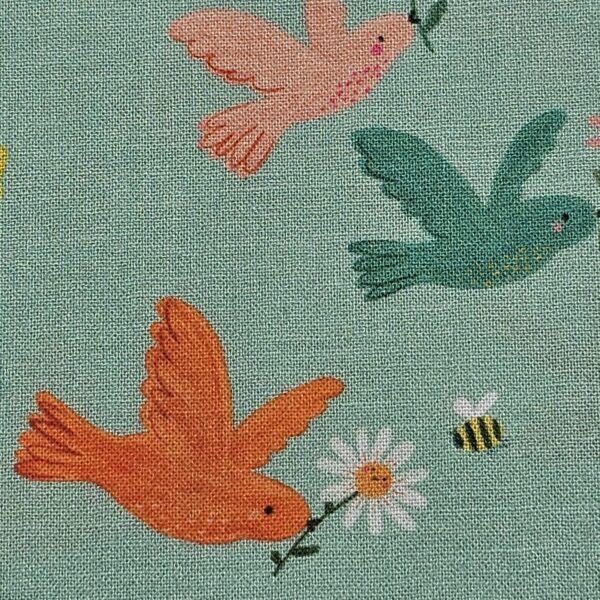 Dashwood Studio - Bee Happy by Kate McFarlane - D044