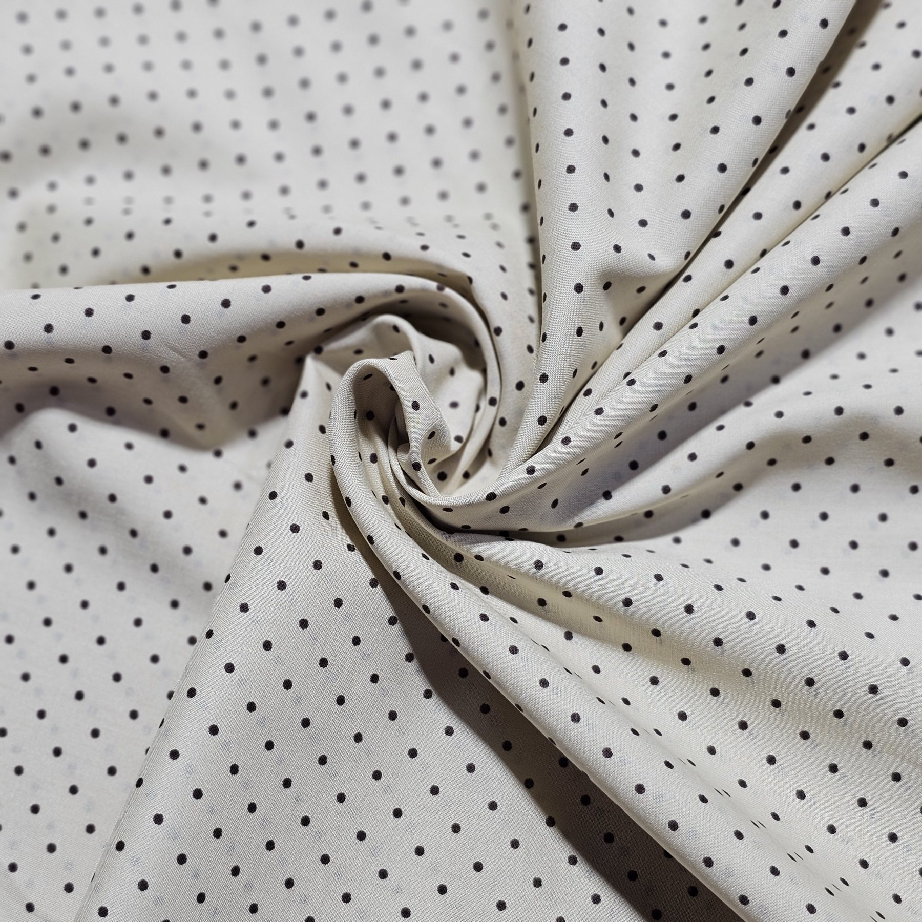 Sevenberry - Beige with Brown dots S0009
