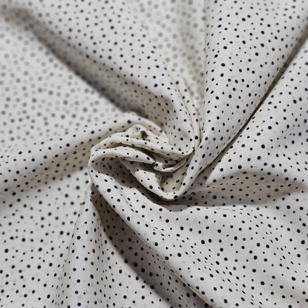 Sevenberry - Ivory with black dots S0010
