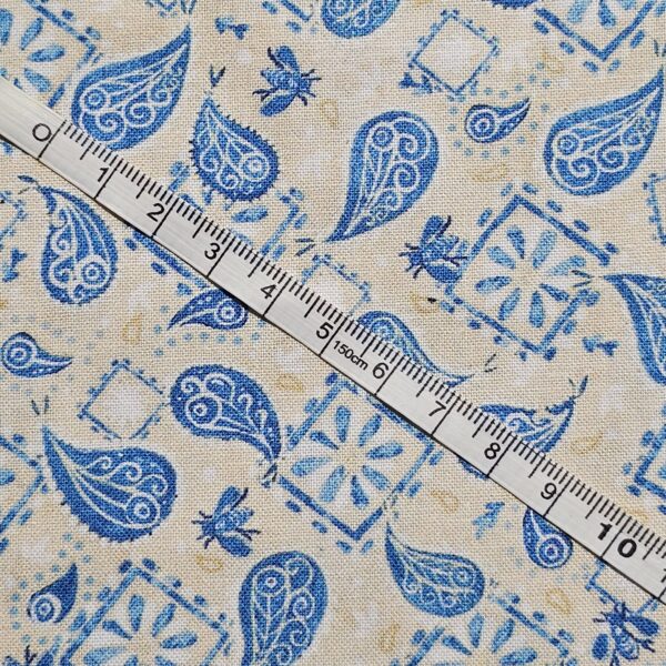 P&B Fabrics - Barnyard Babies by Clint Eagar PB003