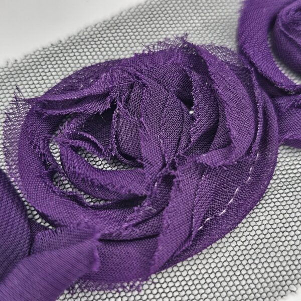 3D Flowers Large Purple Trimmings - 3 metres - TP3034